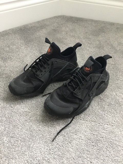 ladies nike huarache trainers